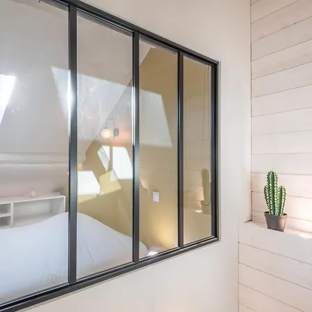 Vakantiehuis Les Cygnes Furnished House