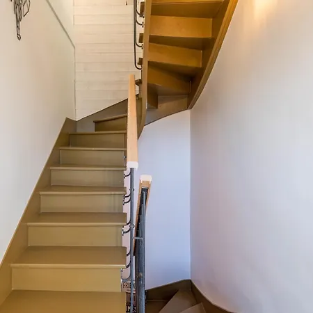Vakantiehuis Les Cygnes Furnished House *