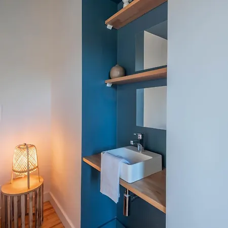 Les Cygnes Furnished House