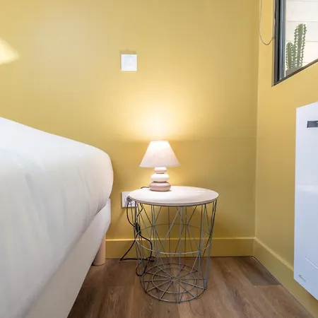 Vakantiehuis Les Cygnes Furnished House *